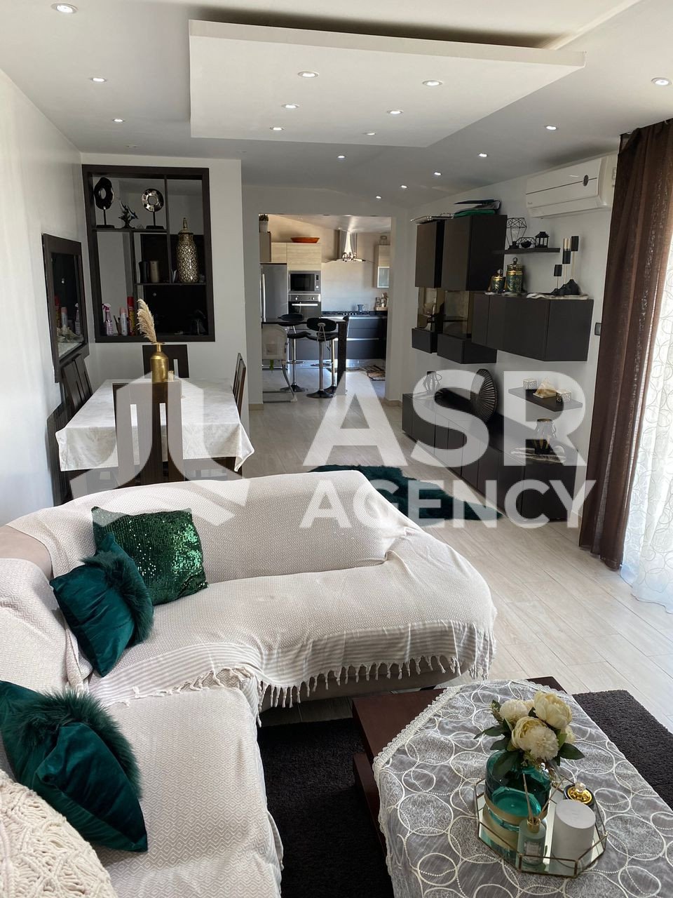 WhatsApp-Image-2025-10-09-a-17.15.50_939f5e4e