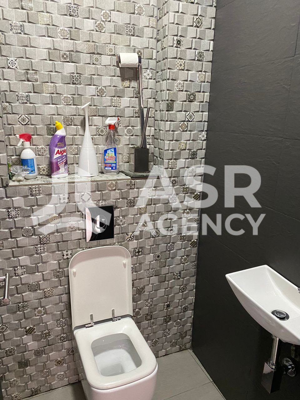 WhatsApp-Image-2025-10-09-a-17.15.52_a43d89ce