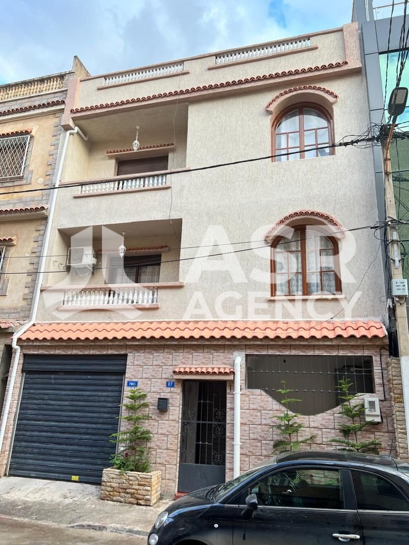 WhatsApp-Image-2025-10-09-a-17.16.56_8d9fa453